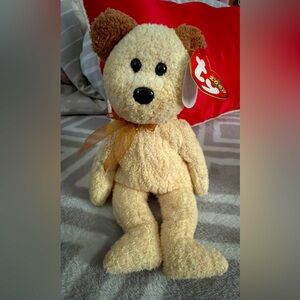 Ty Beanie Baby Huggy the Bear 2000 Retired Plush Toy - RARE